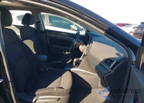 2018 Hyundai Elantra Value Edition из США, поврежденный, VIN 5NPD84LF1JH334043